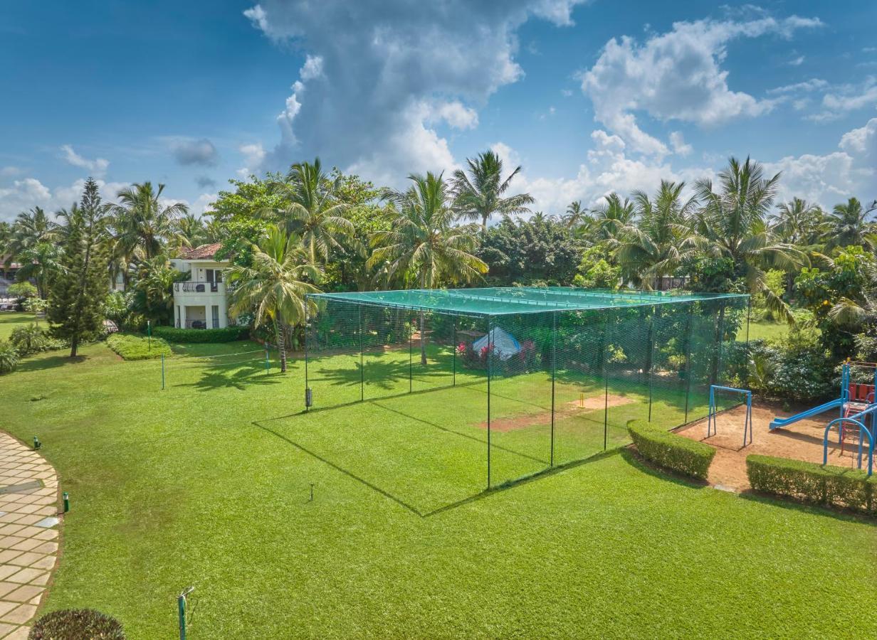 Royal Orchid Beach Resort & Spa, Utorda Beach Goa Εξωτερικό φωτογραφία