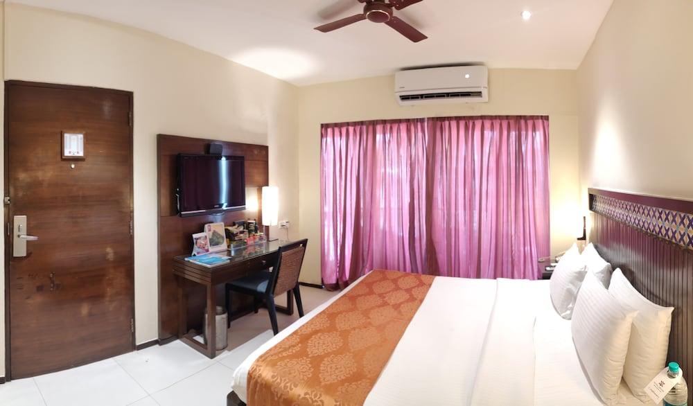 Royal Orchid Beach Resort & Spa, Utorda Beach Goa Εξωτερικό φωτογραφία