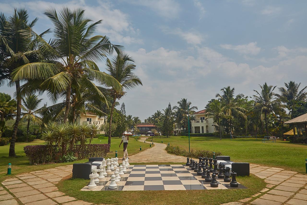 Royal Orchid Beach Resort & Spa, Utorda Beach Goa Εξωτερικό φωτογραφία