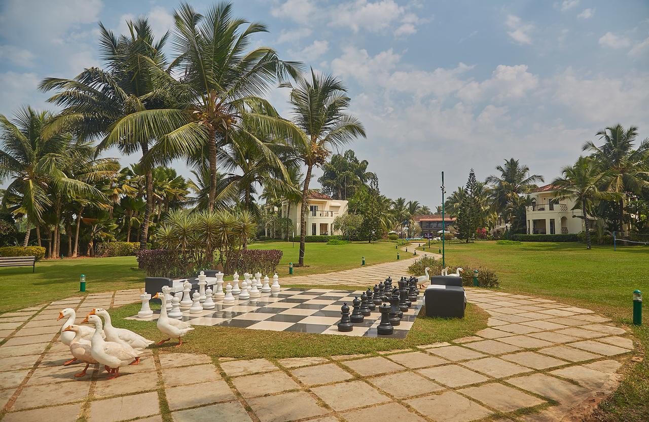 Royal Orchid Beach Resort & Spa, Utorda Beach Goa Εξωτερικό φωτογραφία